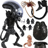 Mezco Designer Series - Alien - 7" Deluxe Xenomorph Action Figure